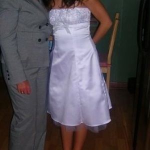 White dress worn for graduation ceremony once